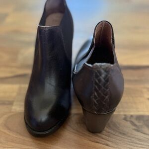 Ariat Geneva Heeled Brown Leather Shoes Size 9.5 B EU 41M Excellent Condition ✨